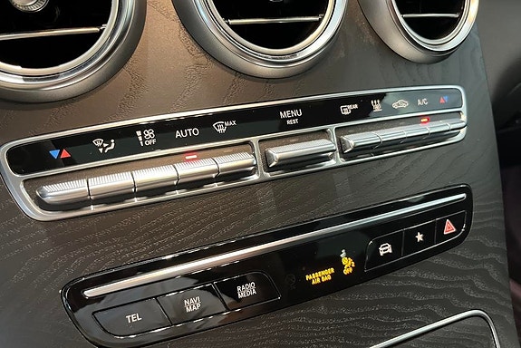 Mercedes-Benz GLC300 de 13 of 14