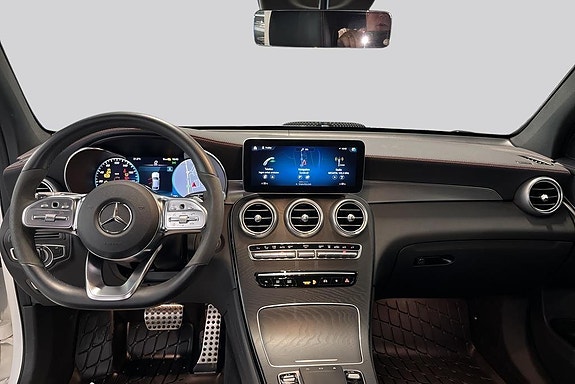 Mercedes-Benz GLC300 de 7 of 14