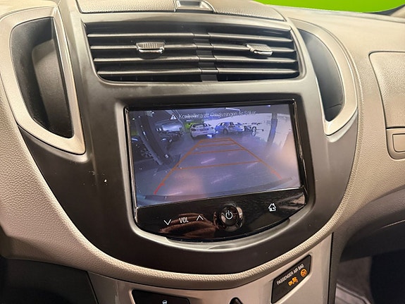 Chevrolet Trax 18 of 20