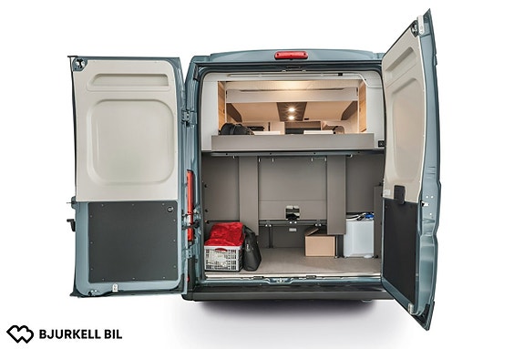 Bürstner B66 C644 Aut, U-Soffa bak, Takbed, laddbooster 300w, Dieselvärme 11 of 14
