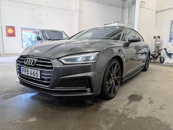 Audi A5 16 of 17