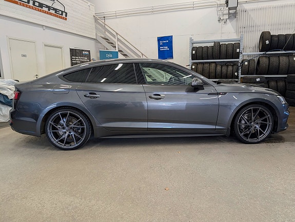 Audi A5 5 of 17