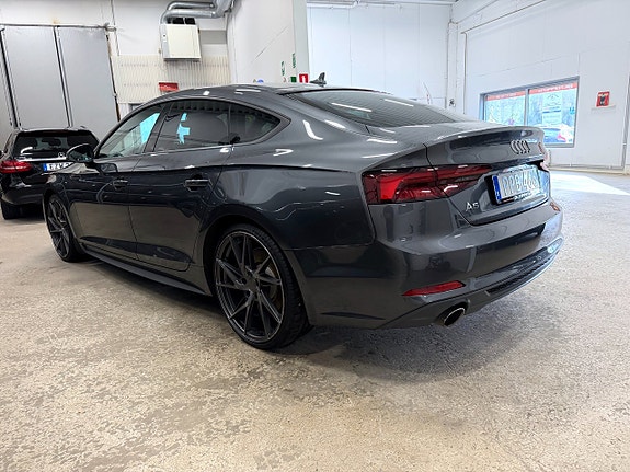 Audi A5 2 of 15