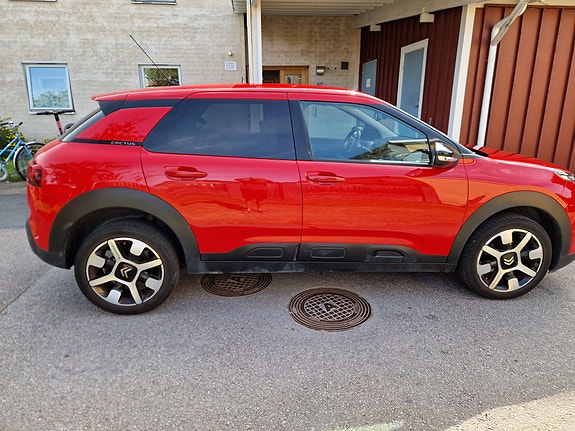 Citroen C4 Cactus 2 of 12