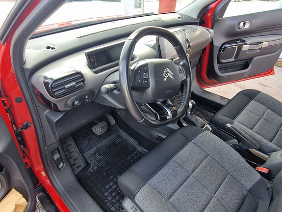 Citroen C4 Cactus 8 of 12