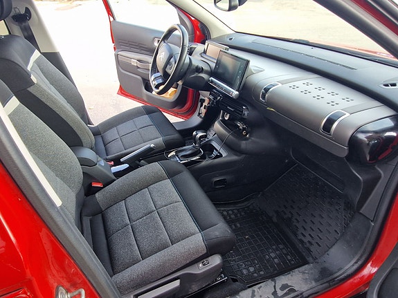 Citroen C4 Cactus 7 of 12