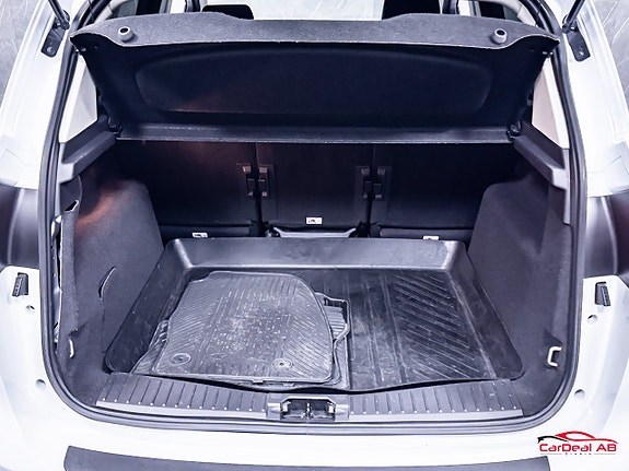 Ford C-Max 17 of 27