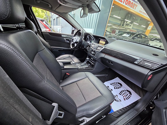 Mercedes-Benz E250 14 of 15