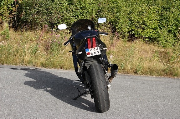 Suzuki SV650S 6 of 11