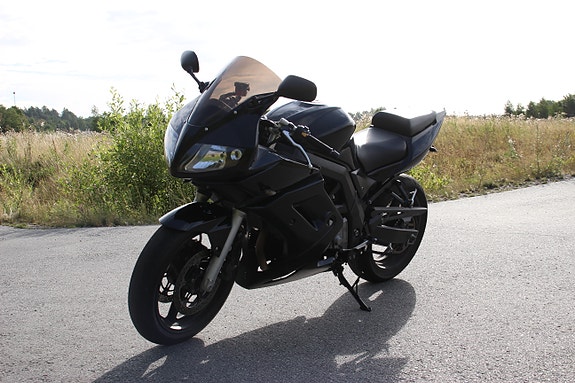 Suzuki SV650S 3 of 11