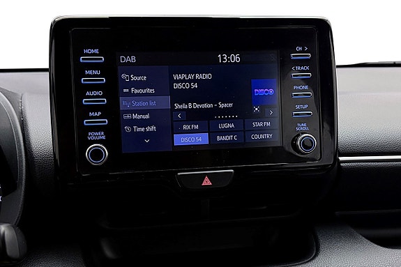 Toyota Yaris 21 of 29