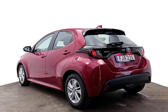 Toyota Yaris 9 of 29