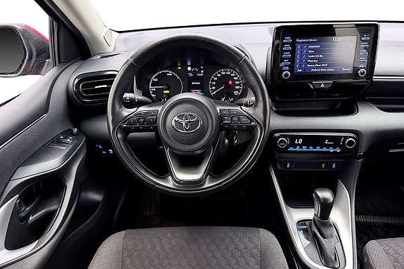 Toyota Yaris 17 of 29