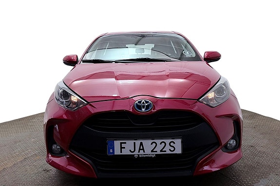 Toyota Yaris 3 of 29