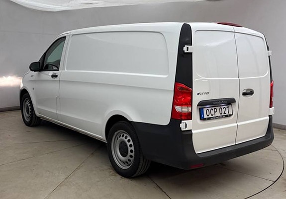 Mercedes-Benz eVito Tourer 6 of 15