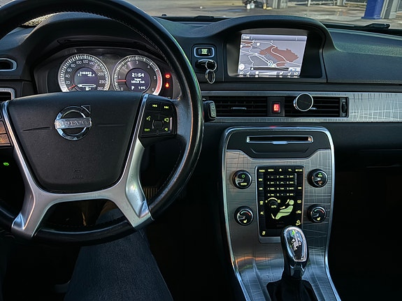 Volvo XC70 6 of 14