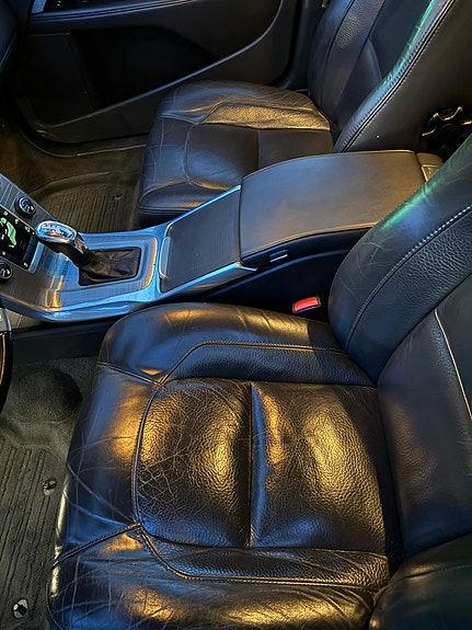 Volvo XC70 7 of 14