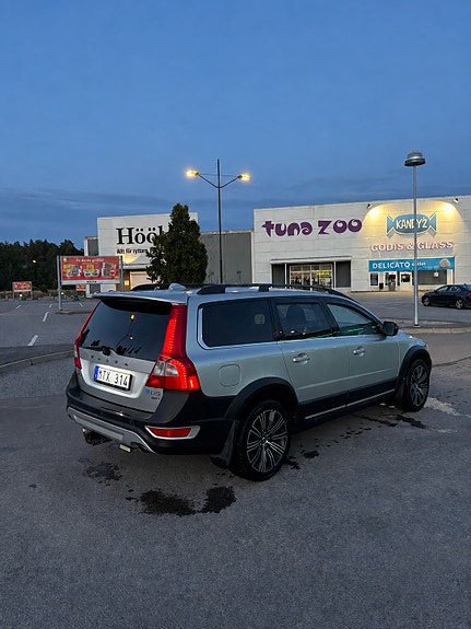 Volvo XC70 14 of 14