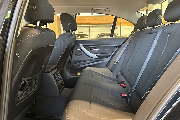 BMW 320d 7 of 10