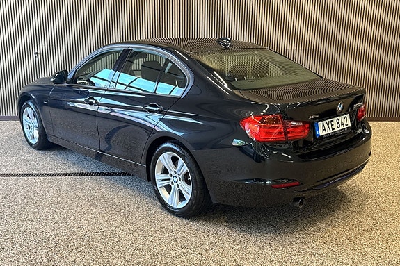 BMW 320d 3 of 10