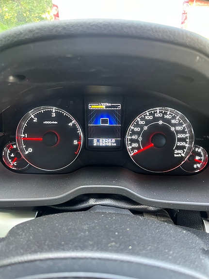 Subaru Legacy 11 of 13