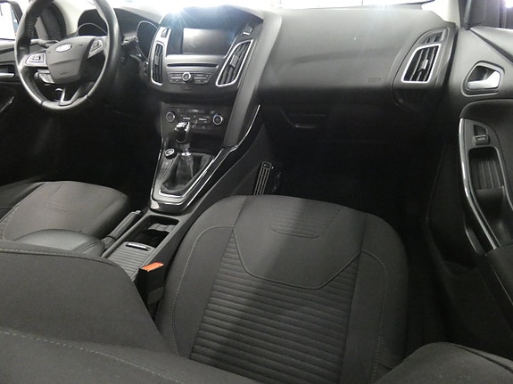 Ford Focus 14 of 17