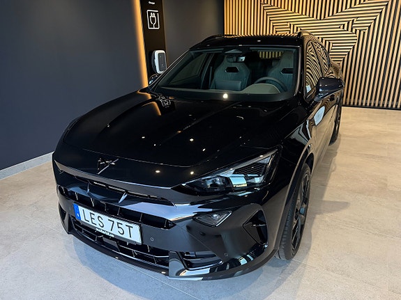 Cupra Formentor 3 of 19