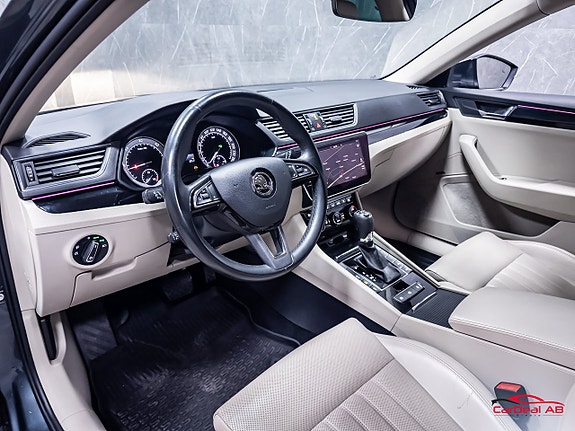 Skoda Superb 11 of 30