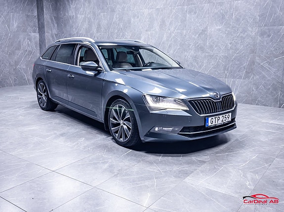 Skoda Superb 9 of 30