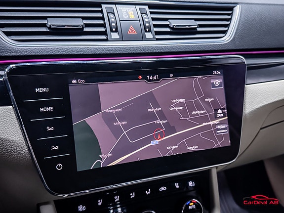 Skoda Superb 24 of 30