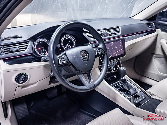 Skoda Superb 12 of 30