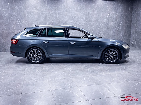 Skoda Superb 8 of 30