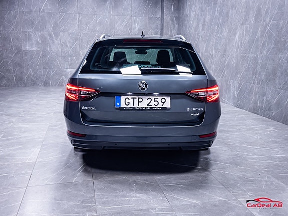 Skoda Superb 6 of 30
