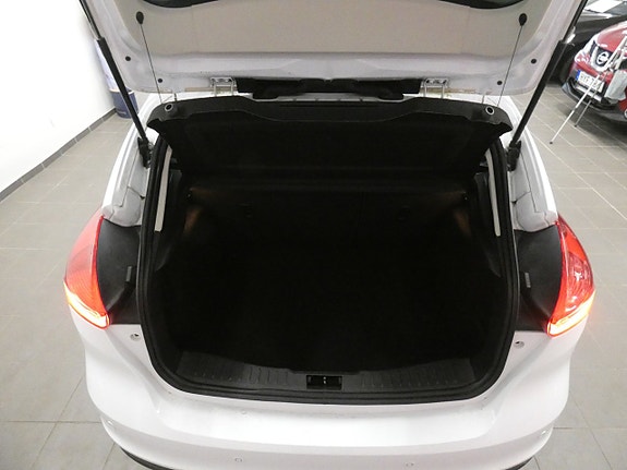 Ford Focus 16 of 16