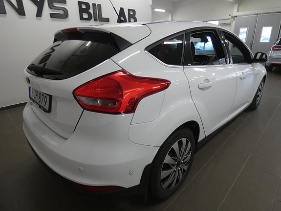 Ford Focus 5 of 16