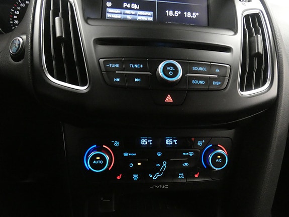 Ford Focus 10 of 16