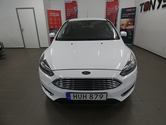 Ford Focus 2 of 16