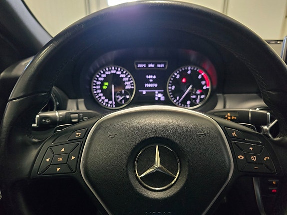 Mercedes-Benz A180 14 of 21