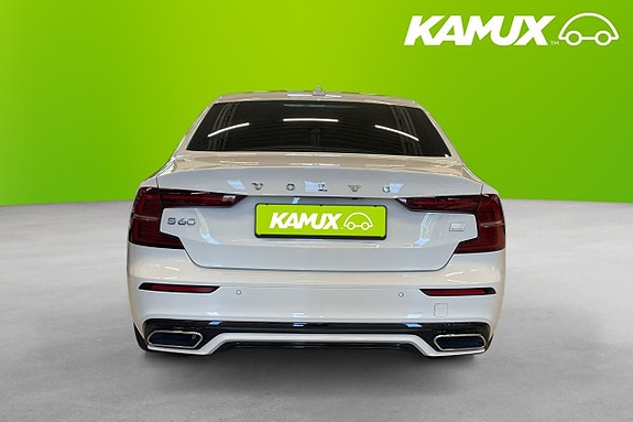 Volvo S60 5 of 24