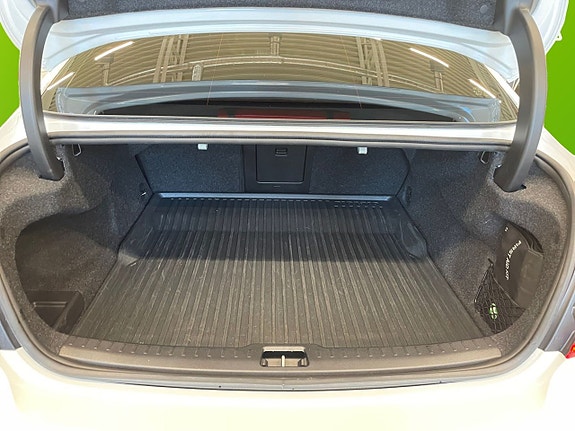 Volvo S60 15 of 24