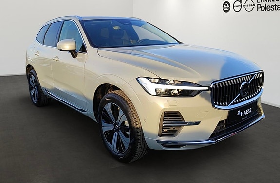 Volvo XC60 2 of 14