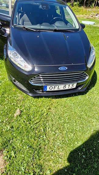 Ford Fiesta 5 of 17
