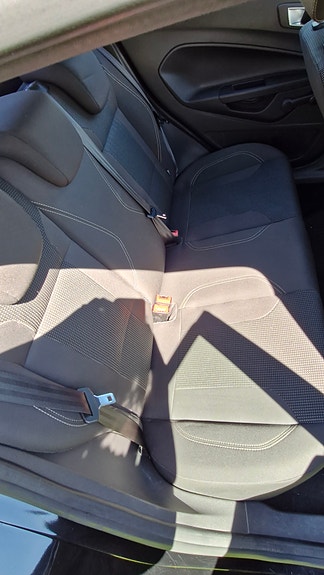 Ford Fiesta 15 of 17