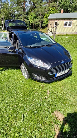 Ford Fiesta 6 of 17