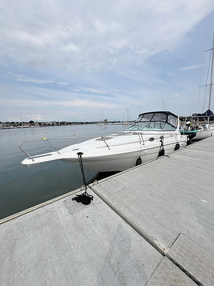 Sea Ray 290 - 97 KAD 42 Diesel 2 of 11