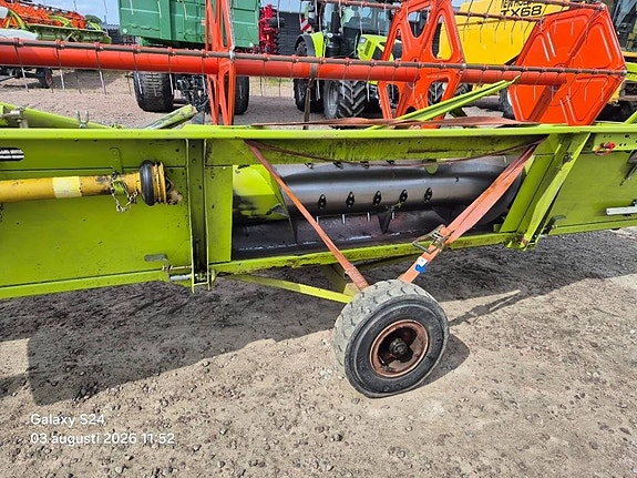 CLAAS Dominator 130 12 of 23