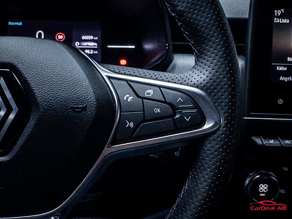 Renault Clio 20 of 29