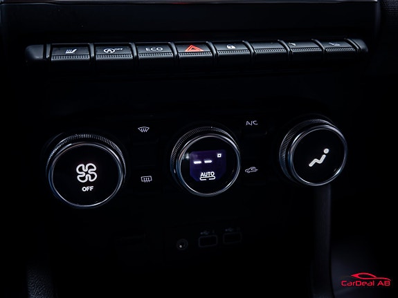 Renault Clio 27 of 29