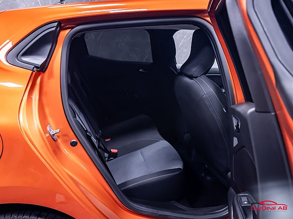 Renault Clio 16 of 29