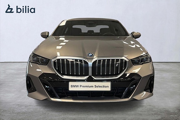 BMW i5 5 of 18